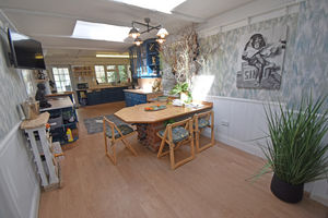Kitchen- click for photo gallery